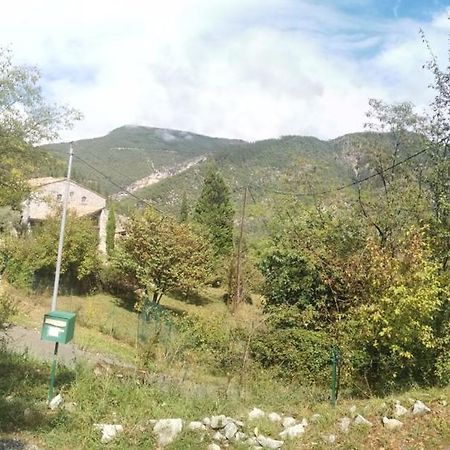 Chez Vero Et Bernard Entrevaux Εξωτερικό φωτογραφία