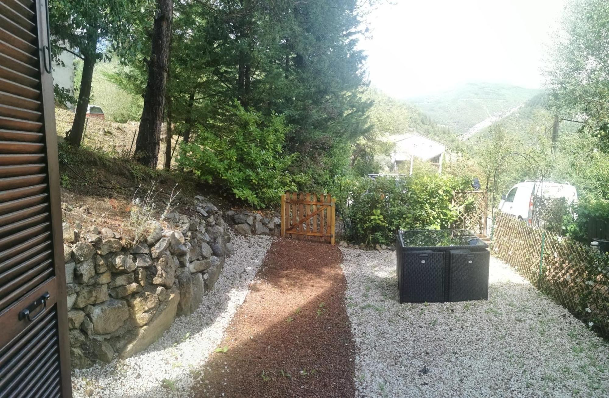 Chez Vero Et Bernard Entrevaux Εξωτερικό φωτογραφία